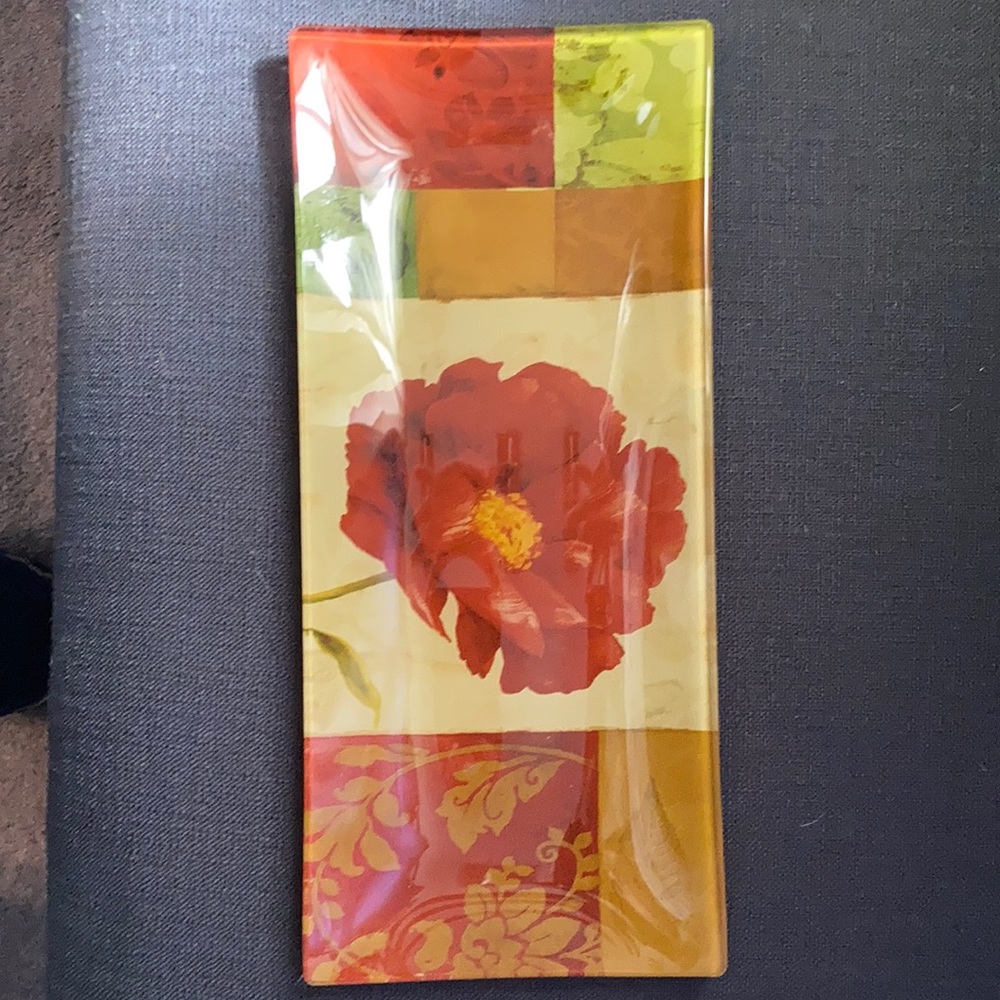 Glass tray